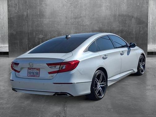 2022 Honda Accord Touring 2.0T