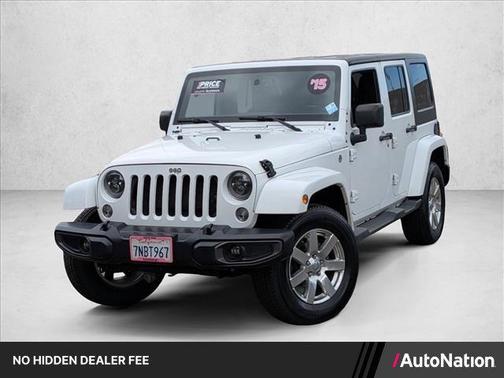 Bright White Clearcoat 2015 Jeep Wrangler Unlimited Sahara