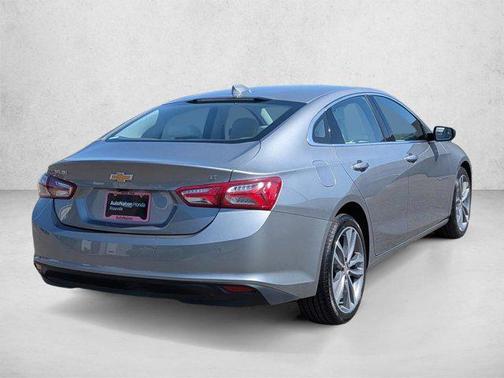 Sterling Gray Metallic 2024 Chevrolet Malibu FWD 2LT
