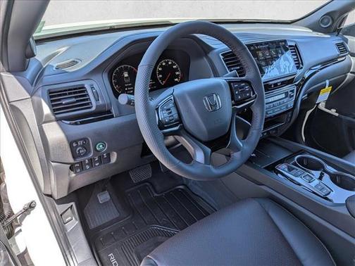 Platinum White Pearl 2026 Honda Ridgeline Black