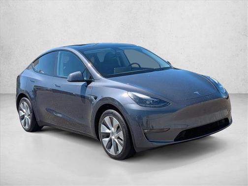 Silver/Gray 2023 Tesla Model Y Long Range Dual Motor All-Wheel Drive