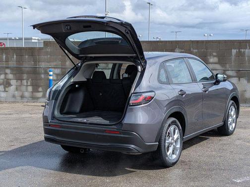 Modern Steel Metallic 2023 Honda HR-V LX