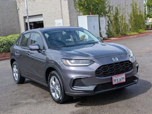 Modern Steel Metallic 2023 Honda HR-V LX