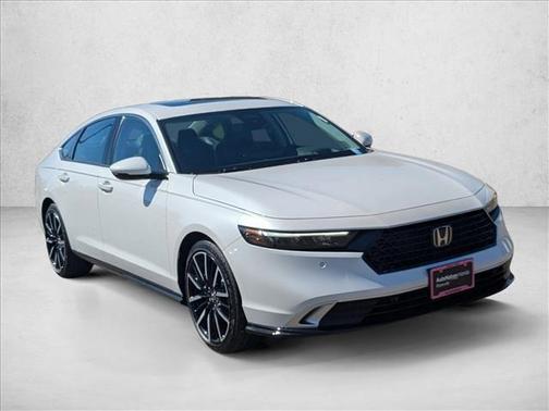 Platinum White Pearl 2026 Honda Accord Hybrid Touring