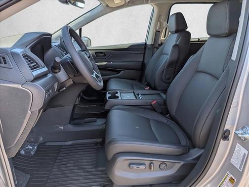 Solar Silver Metallic 2026 Honda Odyssey EX-L