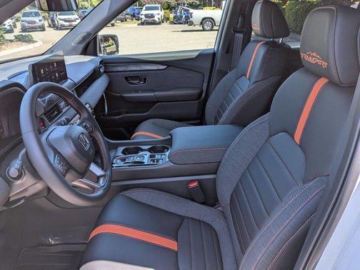 Platinum White Pearl 2026 Honda Passport AWD TrailSport