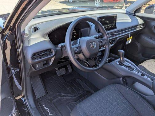 Crystal Black Pearl 2026 Honda HR-V LX