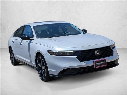 Platinum White Pearl 2026 Honda Accord SE