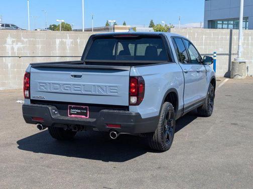 2025 Honda Ridgeline Black