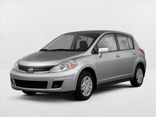 2011 Nissan Versa 1.8 S