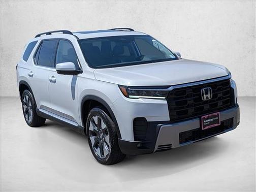 Platinum White Pearl 2026 Honda Pilot Touring 8-Passenger