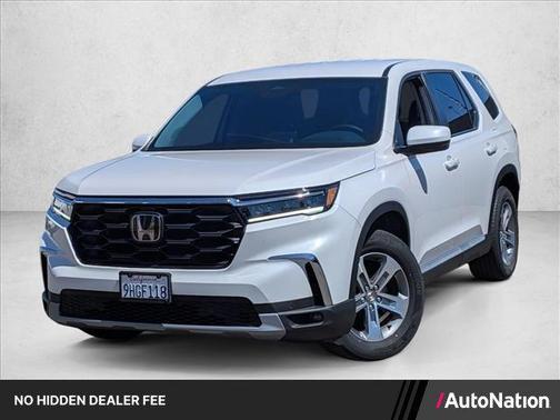 Platinum White Pearl 2023 Honda Pilot EX-L 8 Passenger