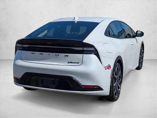 Wind Chill Pearl 2024 Toyota Prius Prime XSE