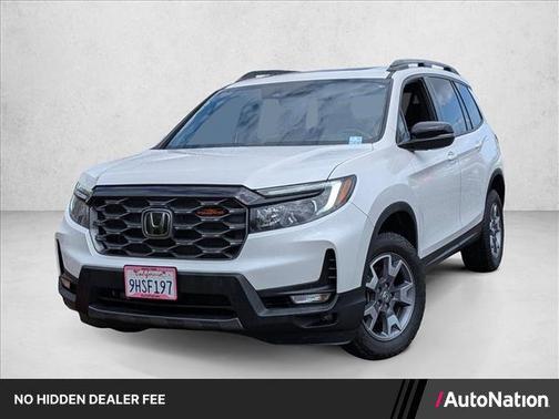 Platinum White Pearl 2023 Honda Passport AWD TrailSport