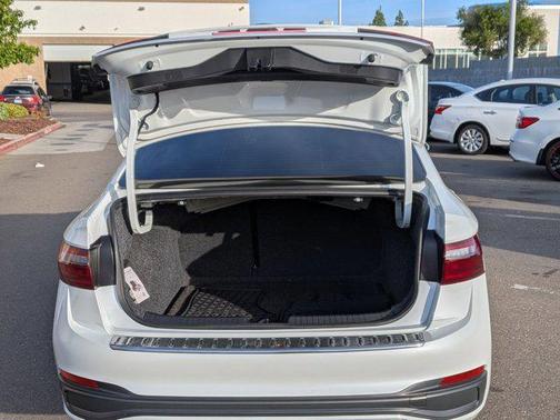 Opal White Pearl 2023 Volkswagen Jetta 1.5T SE