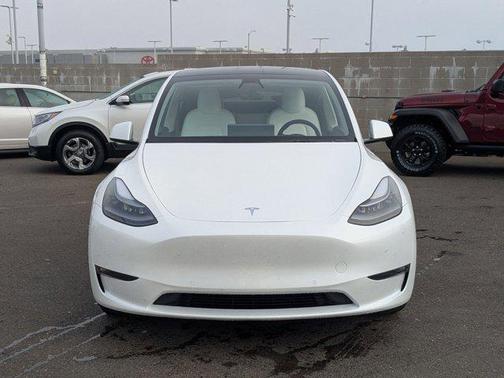 2022 Tesla Model Y Performance Dual Motor All-Wheel Drive