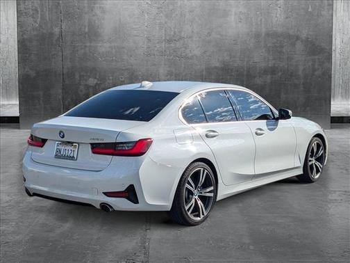 2019 BMW 330 330i