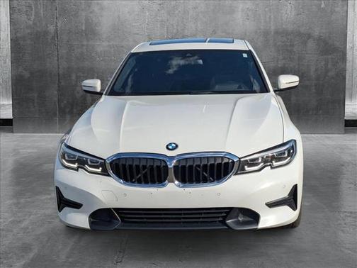 2019 BMW 330 330i