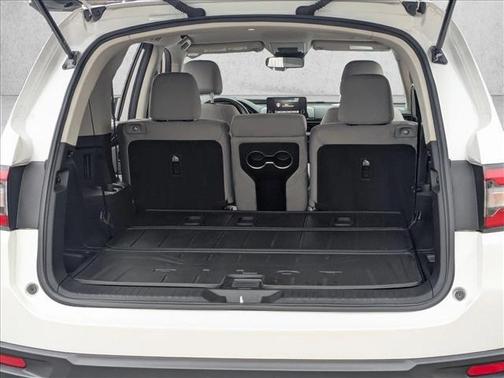 2023 Honda Pilot 2WD LX