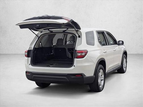 2023 Honda Pilot 2WD LX