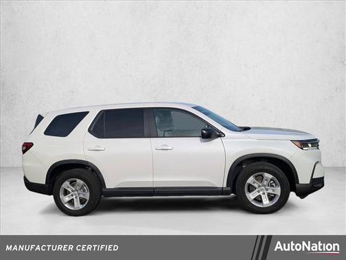 2023 Honda Pilot 2WD LX