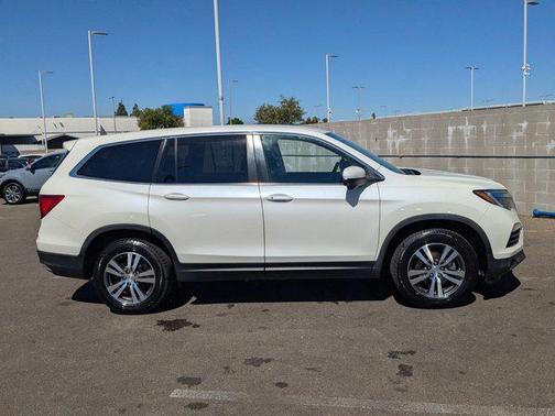 2018 Honda Pilot EX