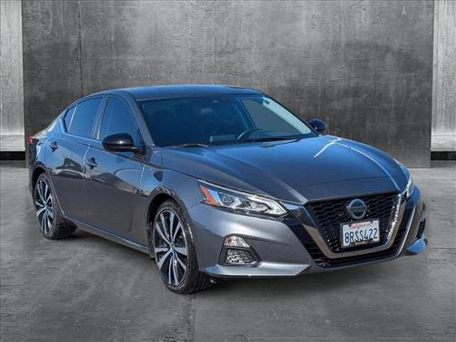 2020 Nissan Altima SR FWD