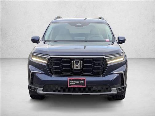 2025 Honda Pilot Touring 8-Passenger