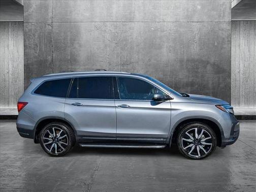 2020 Honda Pilot Touring 8-Passenger