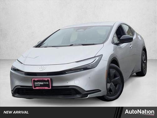 2025 Toyota Prius LE