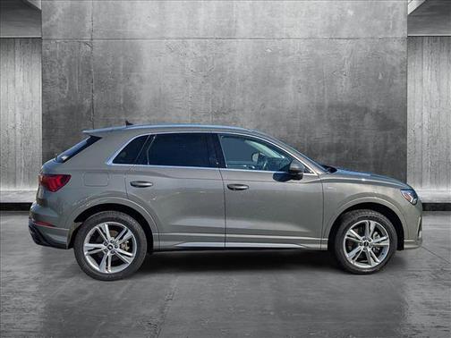 2022 Audi Q3 45 S line Premium Plus
