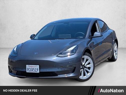 Gray 2022 Tesla Model 3 Long Range