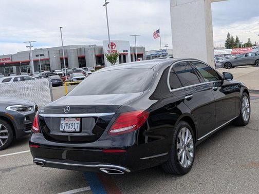Black 2019 Mercedes-Benz E-Class E 300