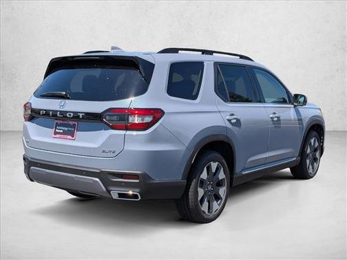 Sonic Gray Pearl 2026 Honda Pilot Elite