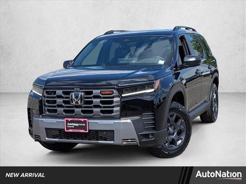 Crystal Black Pearl 2026 Honda Pilot TrailSport
