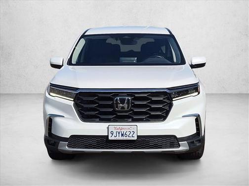 Platinum White Pearl 2024 Honda Pilot EX-L 7 Passenger