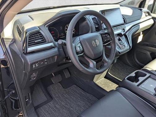 Crystal Black Pearl 2026 Honda Odyssey Touring