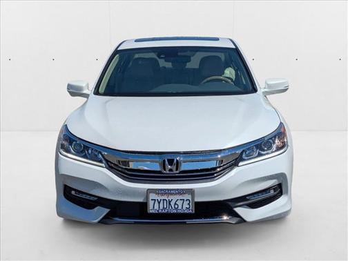 2017 Honda Accord EX-L w/Navigation & Honda Sensing
