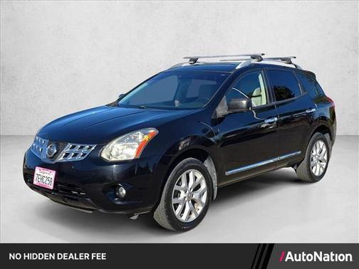 Black 2013 Nissan Rogue S