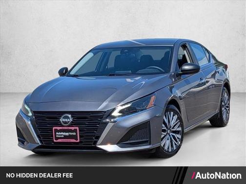Gun Metallic 2024 Nissan Altima 2.5 SV