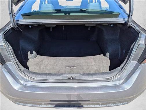 Gun Metallic 2024 Nissan Altima 2.5 SV