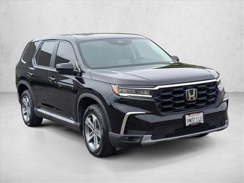 Crystal Black Pearl 2025 Honda Pilot EX-L