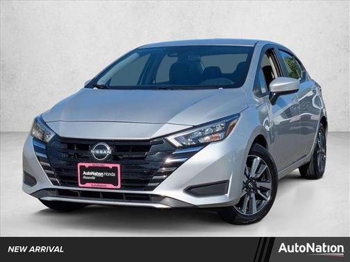 Brilliant Silver Metallic 2025 Nissan Versa 1.6 SV