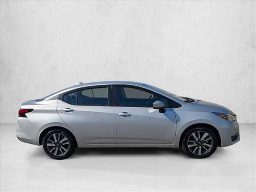 Brilliant Silver Metallic 2025 Nissan Versa 1.6 SV