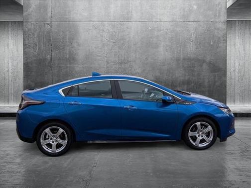 2017 Chevrolet Volt LT
