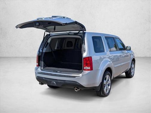 Silver/Gray 2014 Honda Pilot EX-L