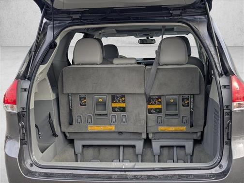 2014 Toyota Sienna XLE