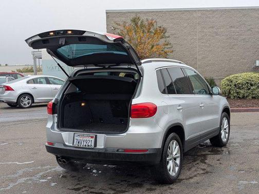 2017 Volkswagen Tiguan 2.0T Wolfsburg Edition