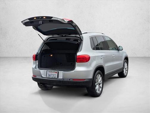 2017 Volkswagen Tiguan 2.0T Wolfsburg Edition