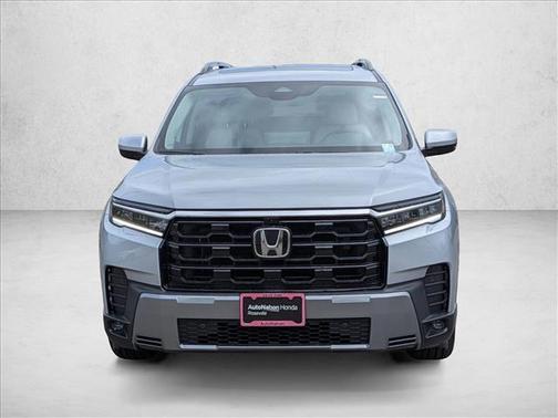 Solar Silver Metallic 2026 Honda Pilot Touring 8-Passenger